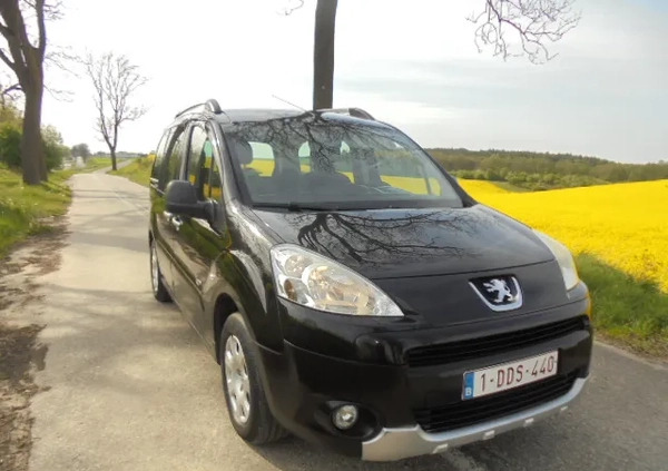Peugeot Partner cena 15800 przebieg: 235700, rok produkcji 2010 z Sieradz małe 154